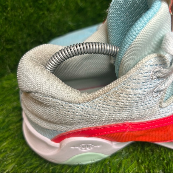 Nike KD Trey Sneakers - Picture 10 of 10